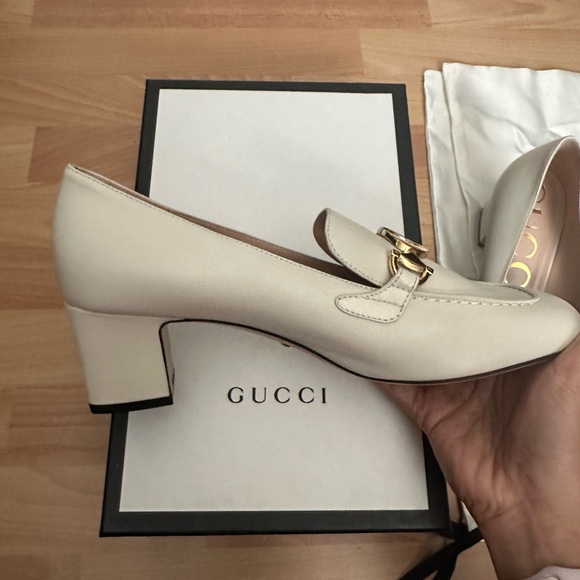 Authentic Gucci Malaga kid heels in mystic white - Picture 3 of 8